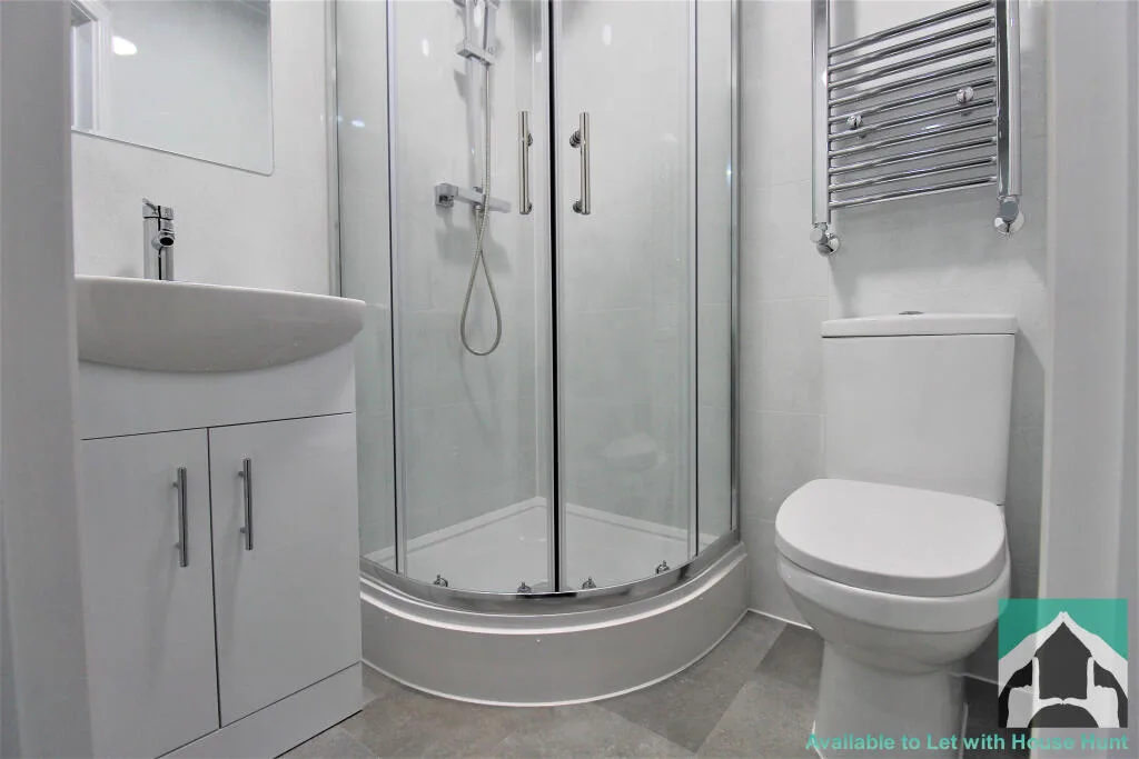 6 bedroom house for rent