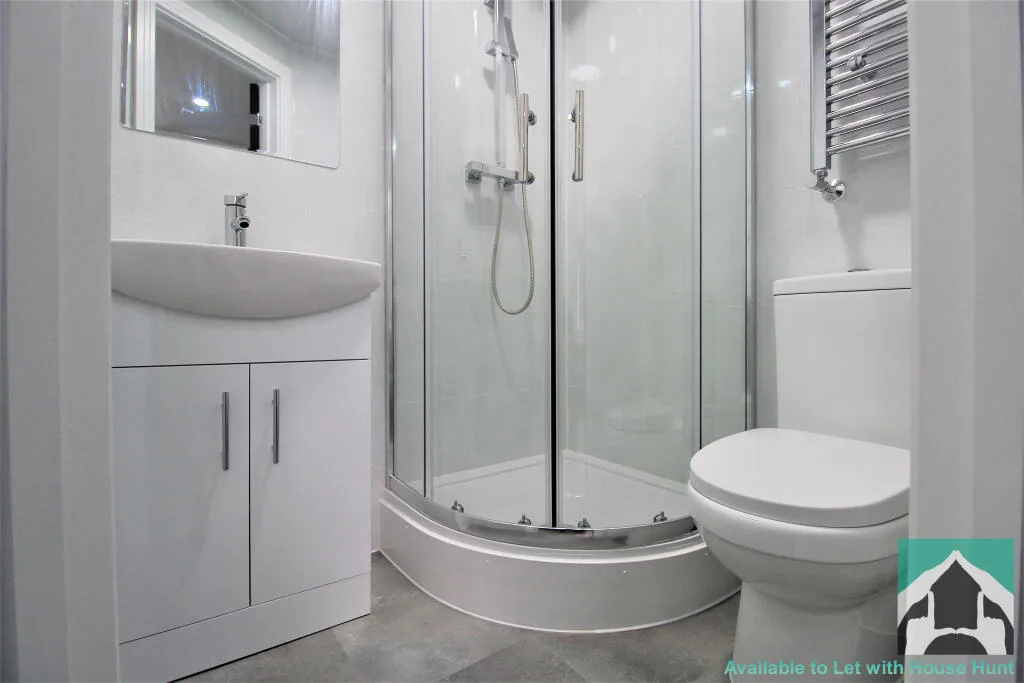 6 bedroom house for rent