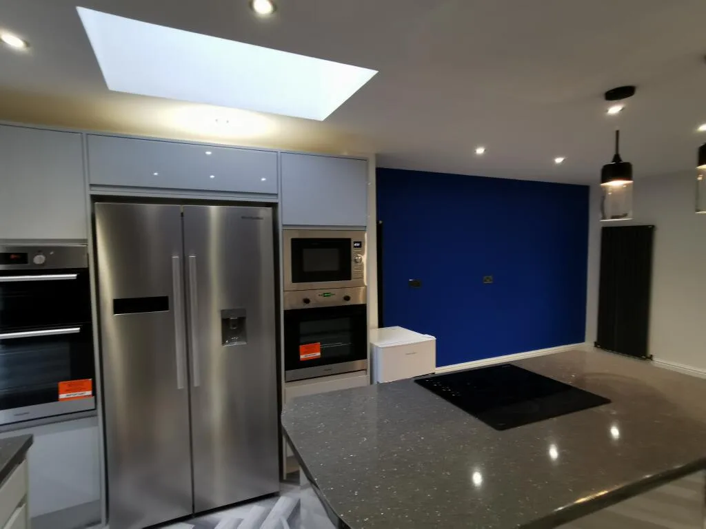 6 bedroom semi-detached house for rent