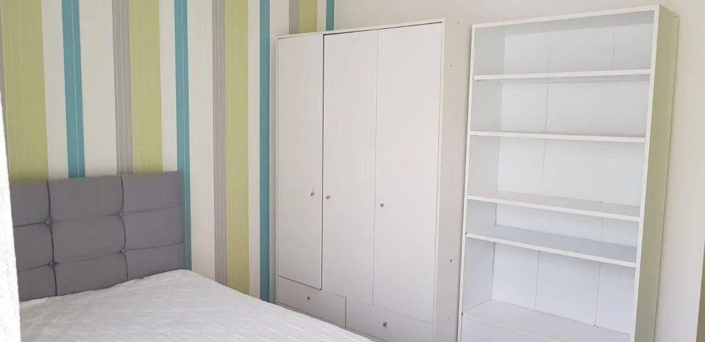 4 bedroom semi-detached house for rent