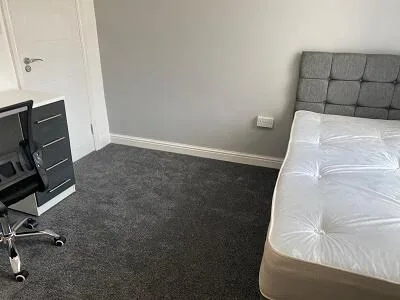 4 bedroom terraced house for rent