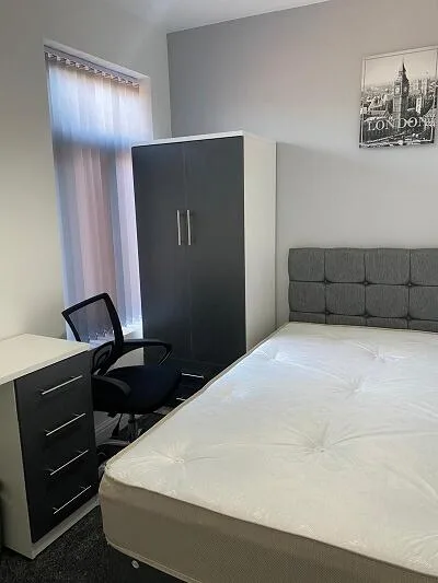 4 bedroom terraced house for rent