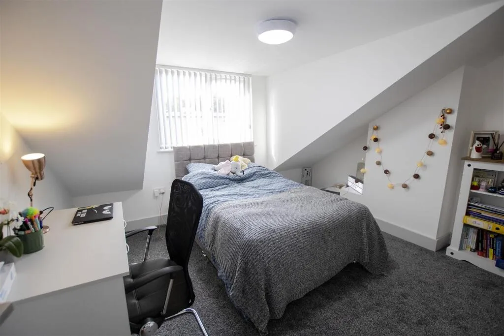 5 bedroom house for rent