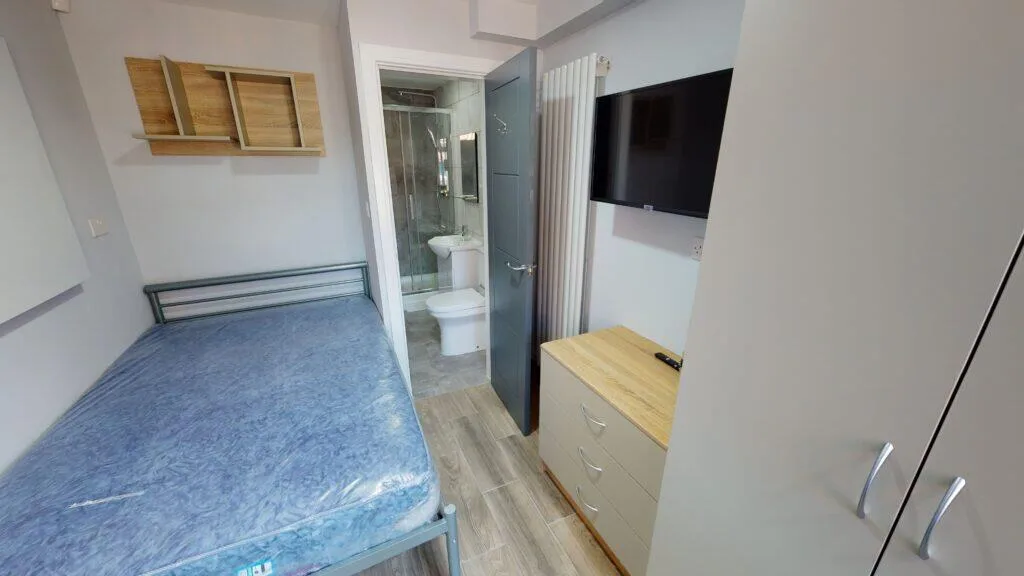 5 bedroom house for rent