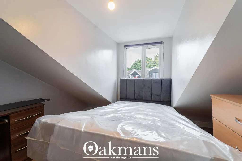 6 bedroom house for rent