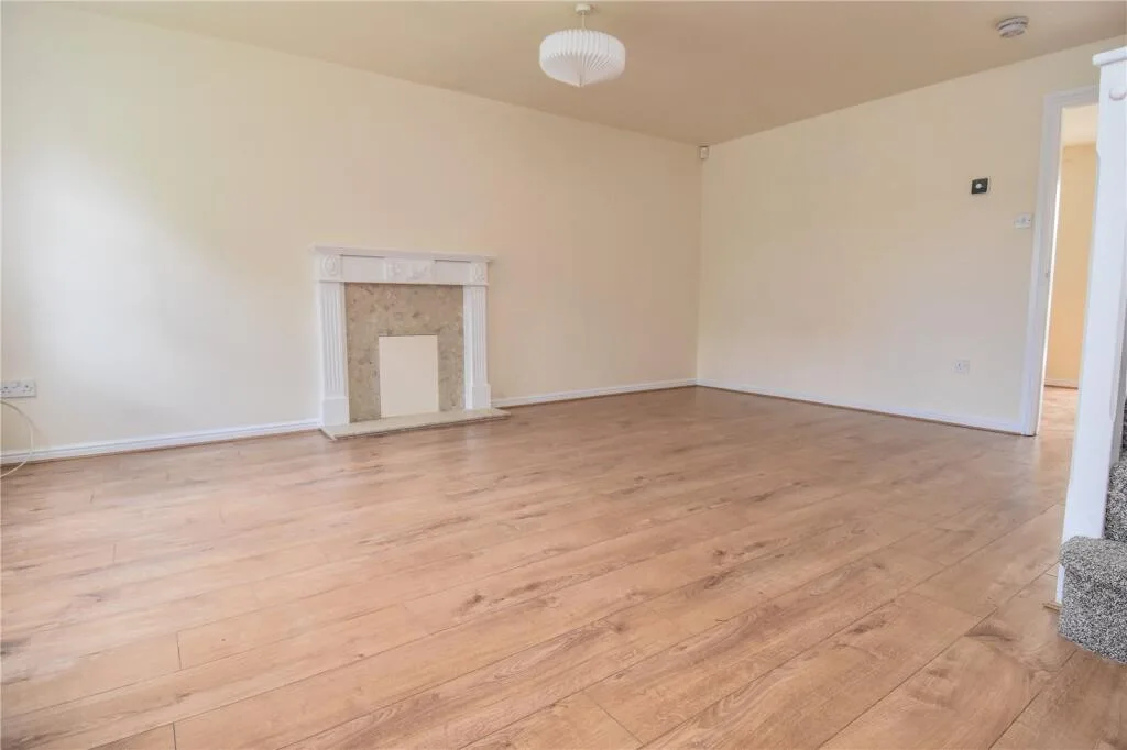 3 bedroom detached house for rent