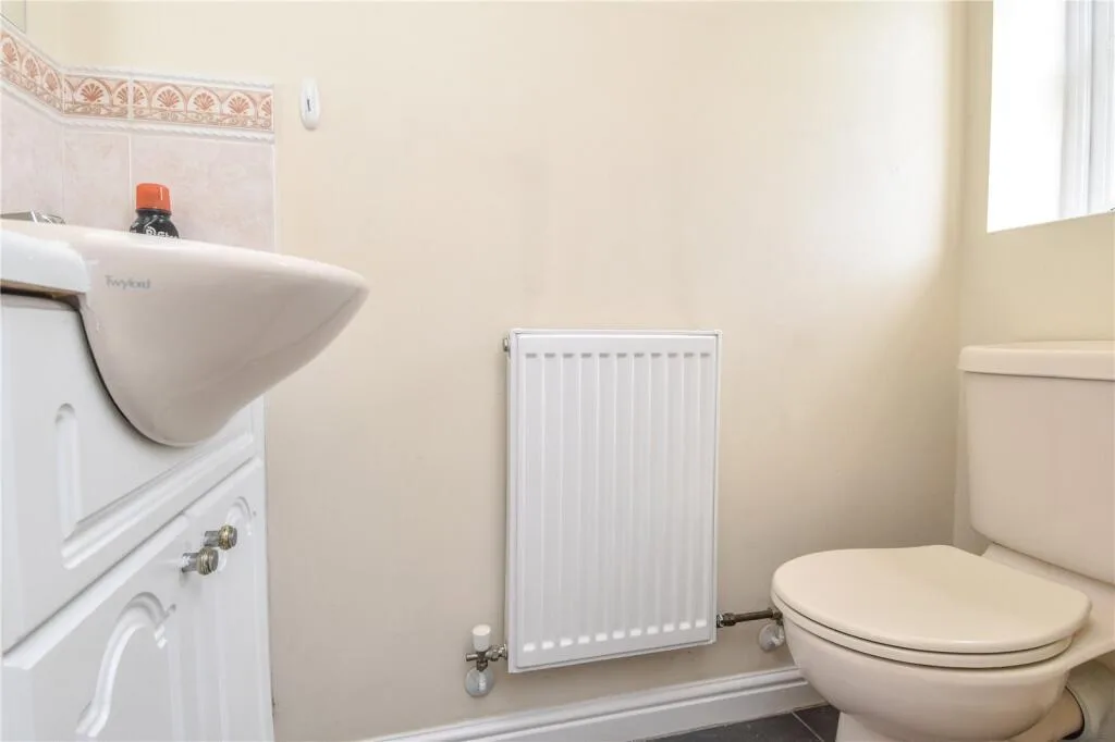 3 bedroom detached house for rent