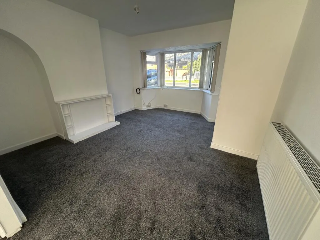3 bedroom end of terrace house for rent