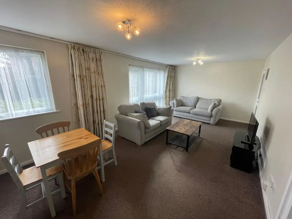 2 bedroom flat for rent