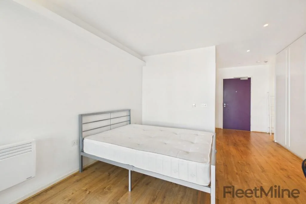 Studio flat for rent