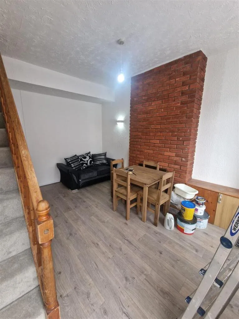 4 bedroom terraced house for rent