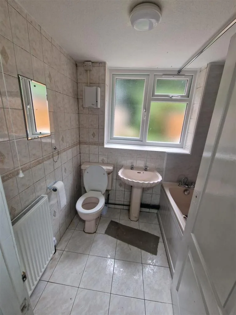 4 bedroom terraced house for rent