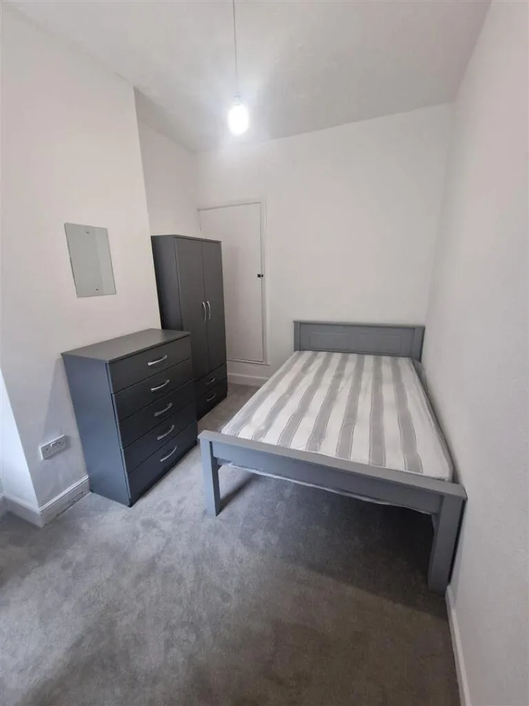 4 bedroom terraced house for rent