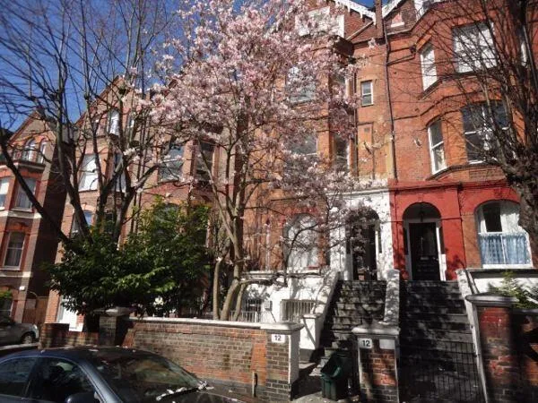 2 bedroom flat for rent