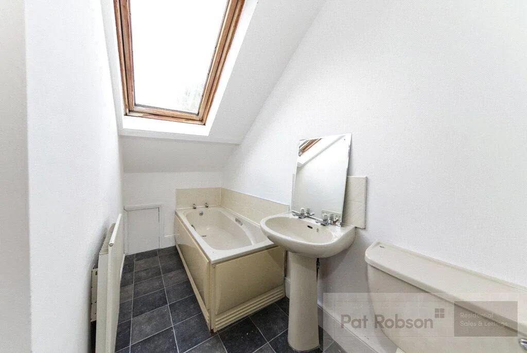 6 bedroom house for rent