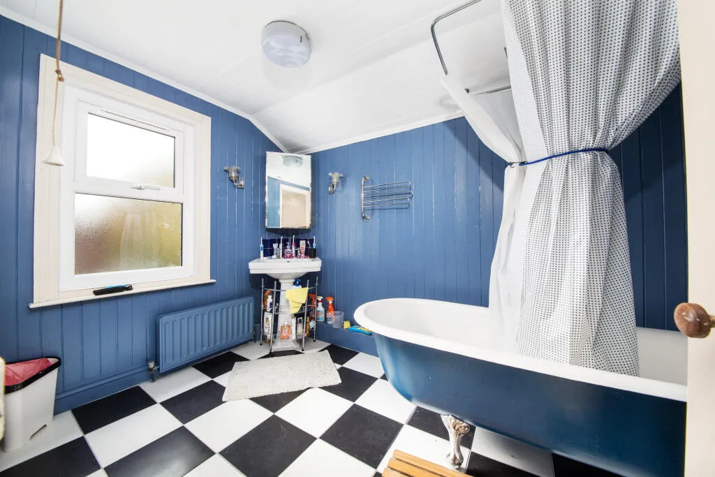 4 bedroom house for rent