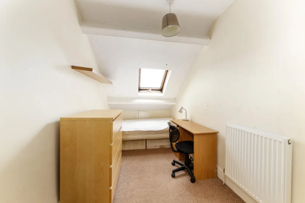 5 bedroom property for rent