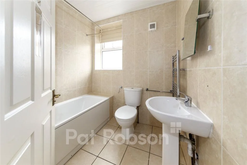 3 bedroom apartment for rent
