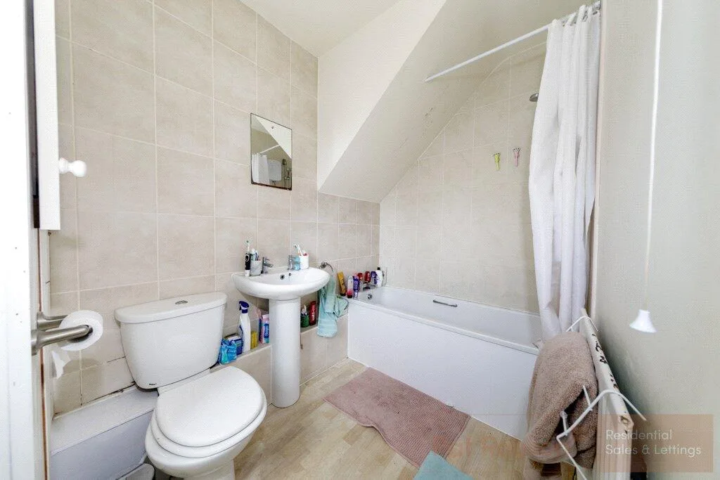 3 bedroom apartment for rent
