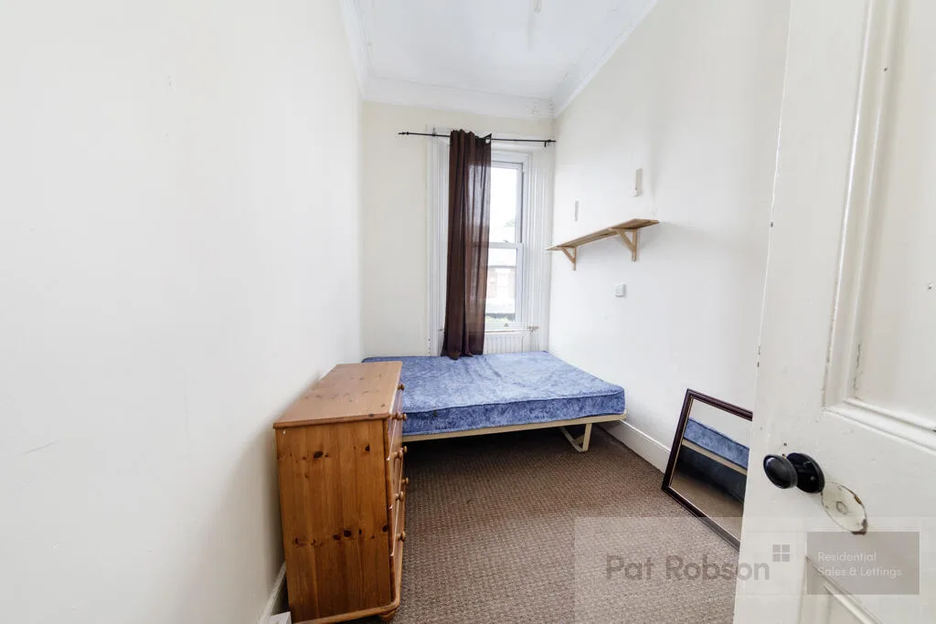 5 bedroom property for rent