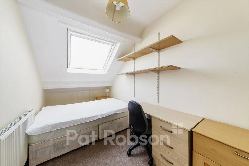 5 bedroom property for rent