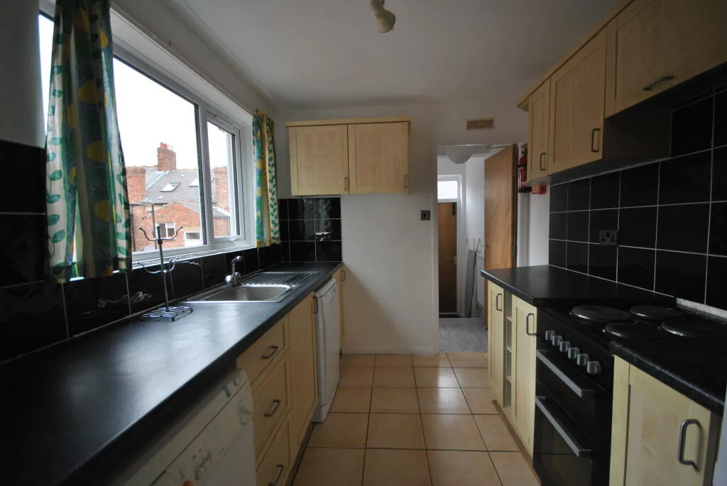 5 bedroom property for rent