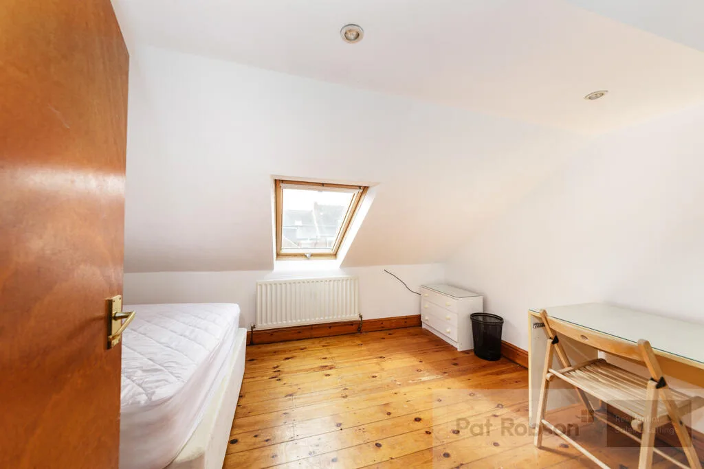 6 bedroom property for rent