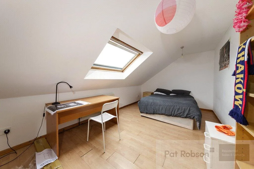 5 bedroom property for rent