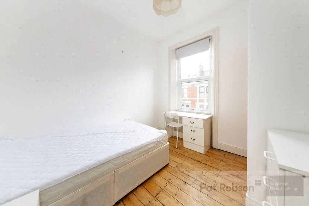 5 bedroom property for rent