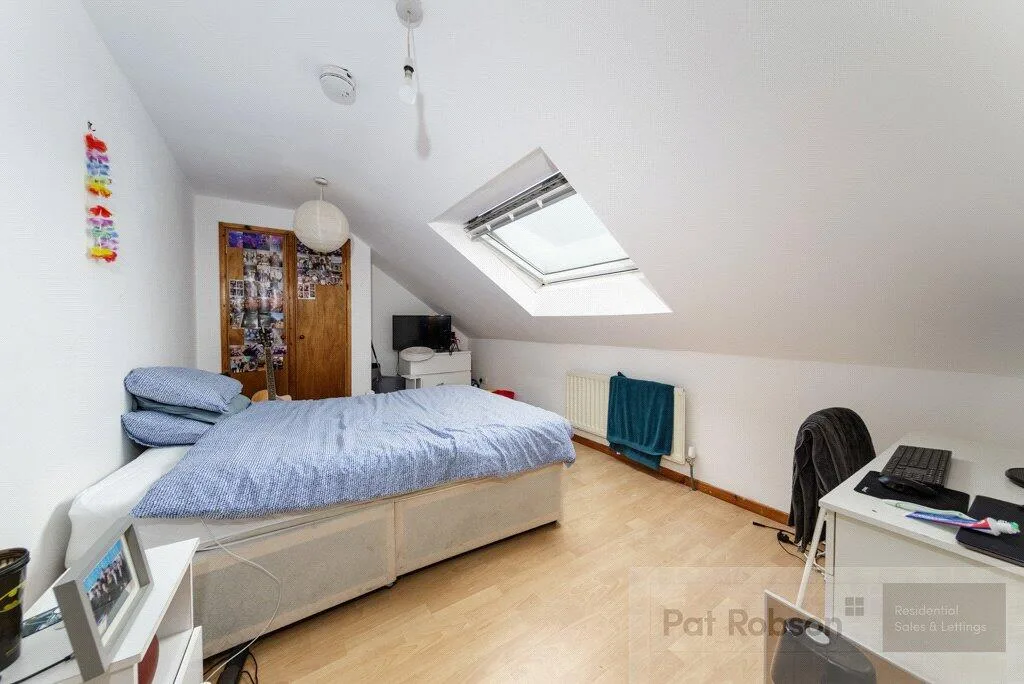 5 bedroom property for rent