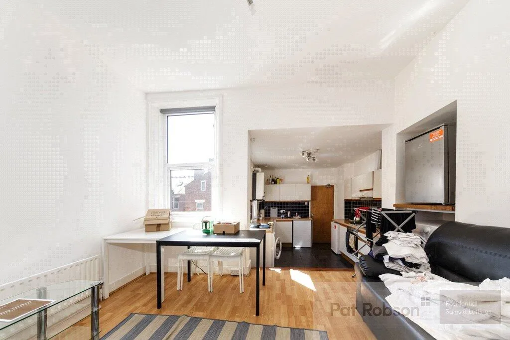 5 bedroom property for rent