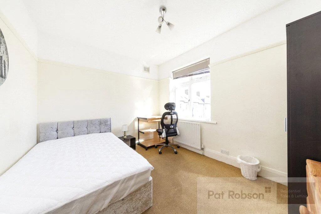 3 bedroom apartment for rent