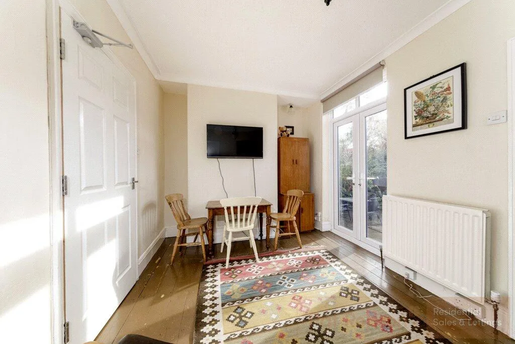 3 bedroom apartment for rent
