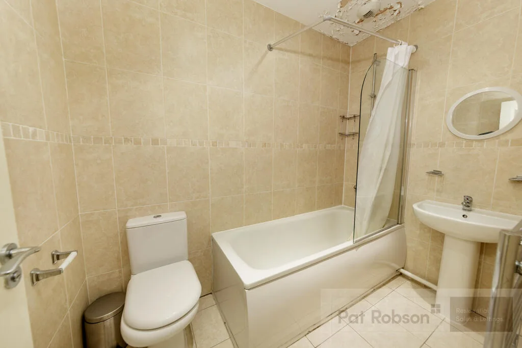 5 bedroom apartment for rent