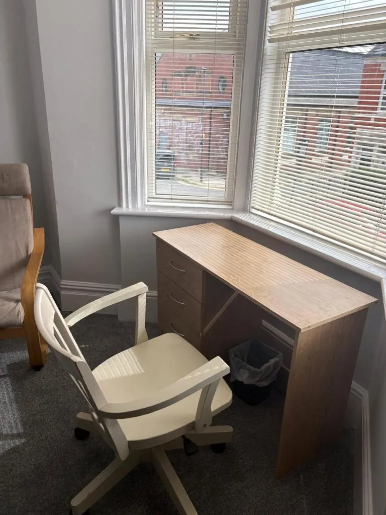 6 bedroom property for rent