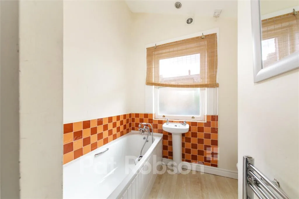 5 bedroom property for rent