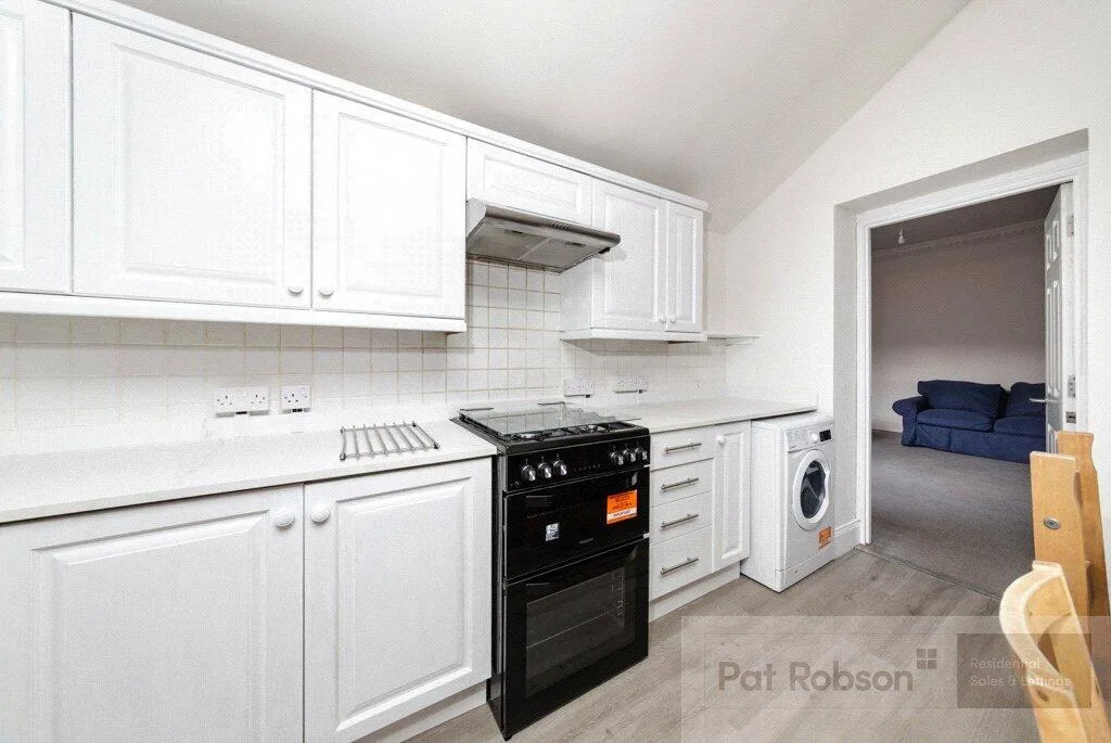 4 bedroom terraced house for rent