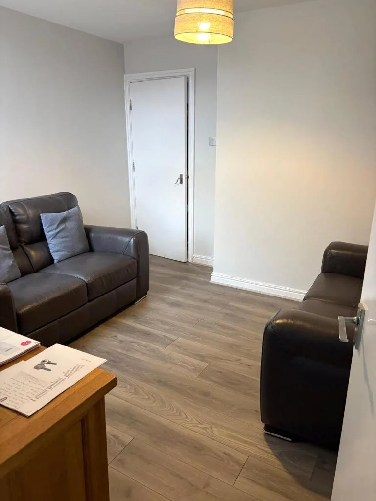 6 bedroom apartment for rent