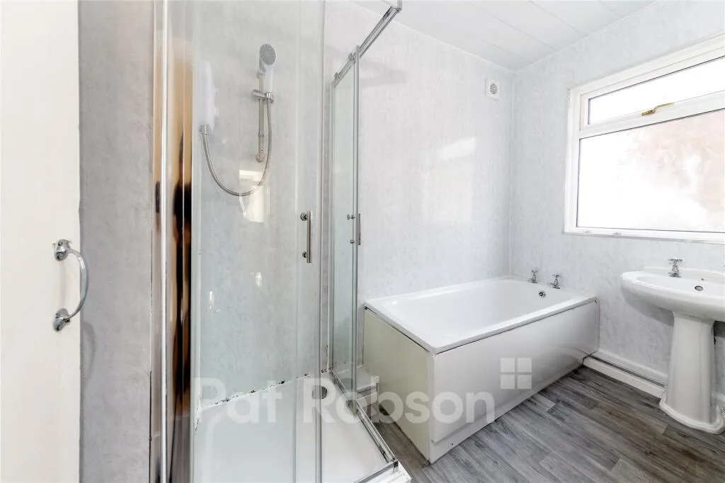 4 bedroom terraced house for rent