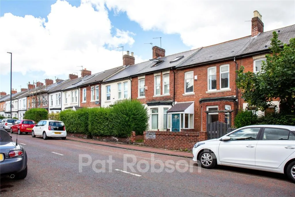 4 bedroom terraced house for rent