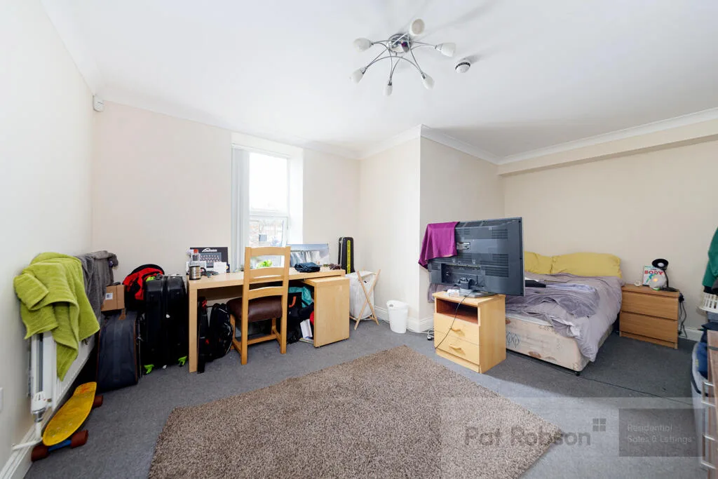 4 bedroom apartment for rent