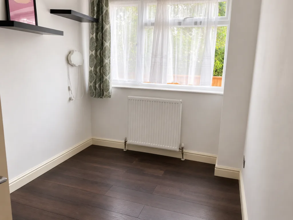 3 bedroom ground floor maisonette for rent
