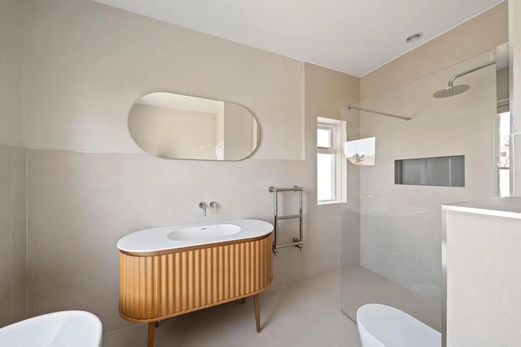 3 bedroom semi-detached house for rent