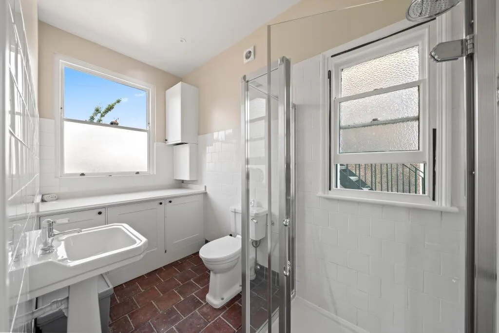 3 bedroom semi-detached house for rent