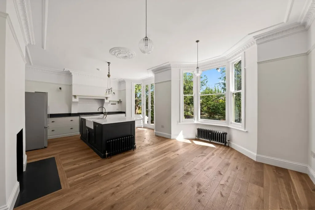 3 bedroom semi-detached house for rent