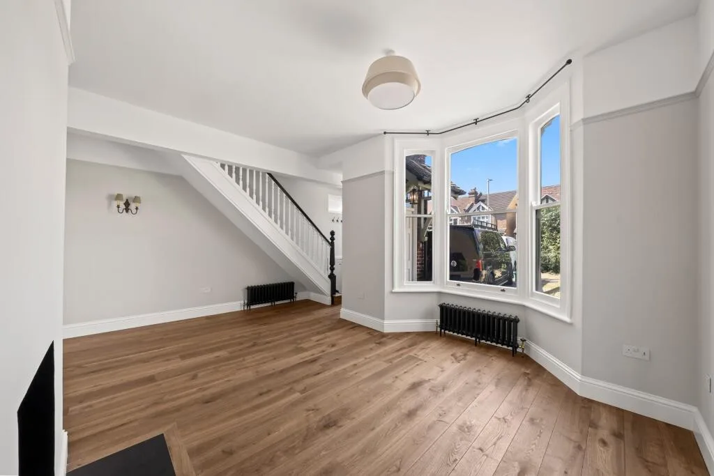 3 bedroom semi-detached house for rent