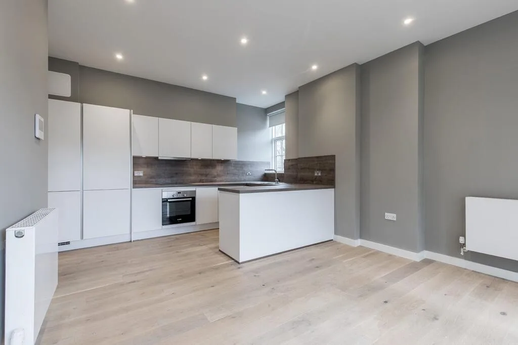 2 bedroom ground floor flat for rent