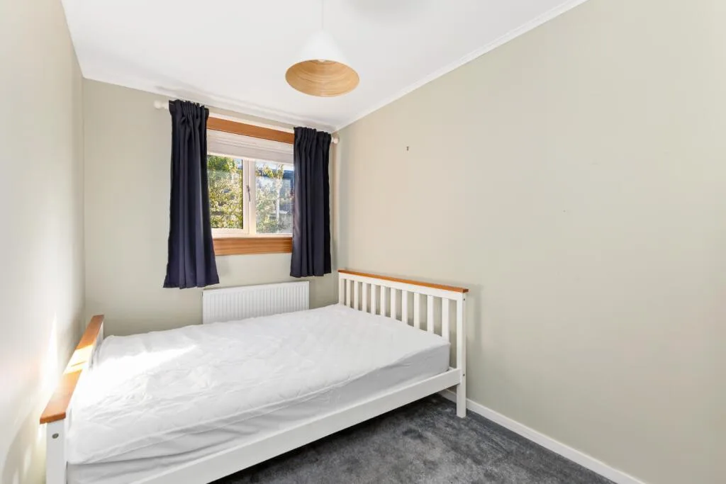 2 bedroom semi-detached house for rent