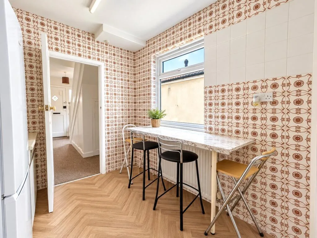 4 bedroom semi-detached house for rent