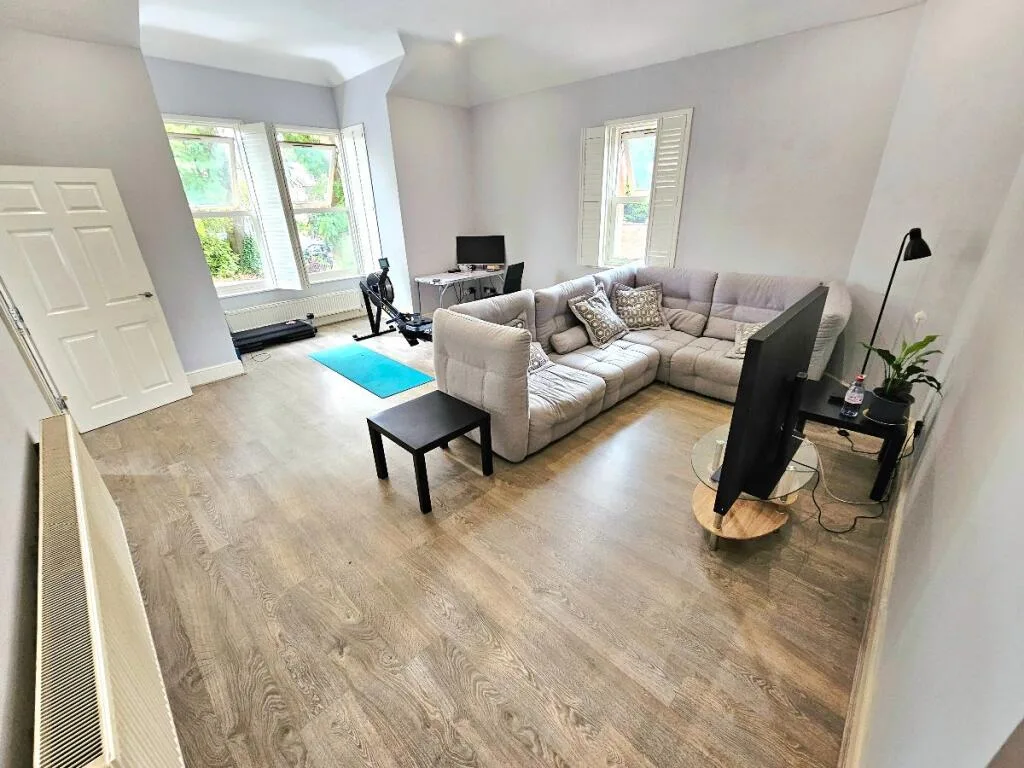 2 bedroom apartment for rent
